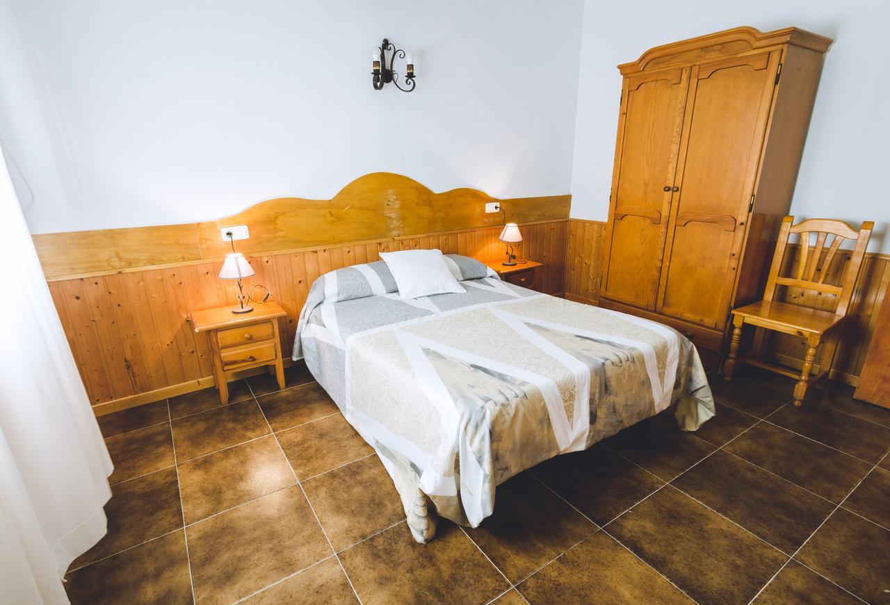 El Rancho Aparthotel Tarifa Bagian luar foto