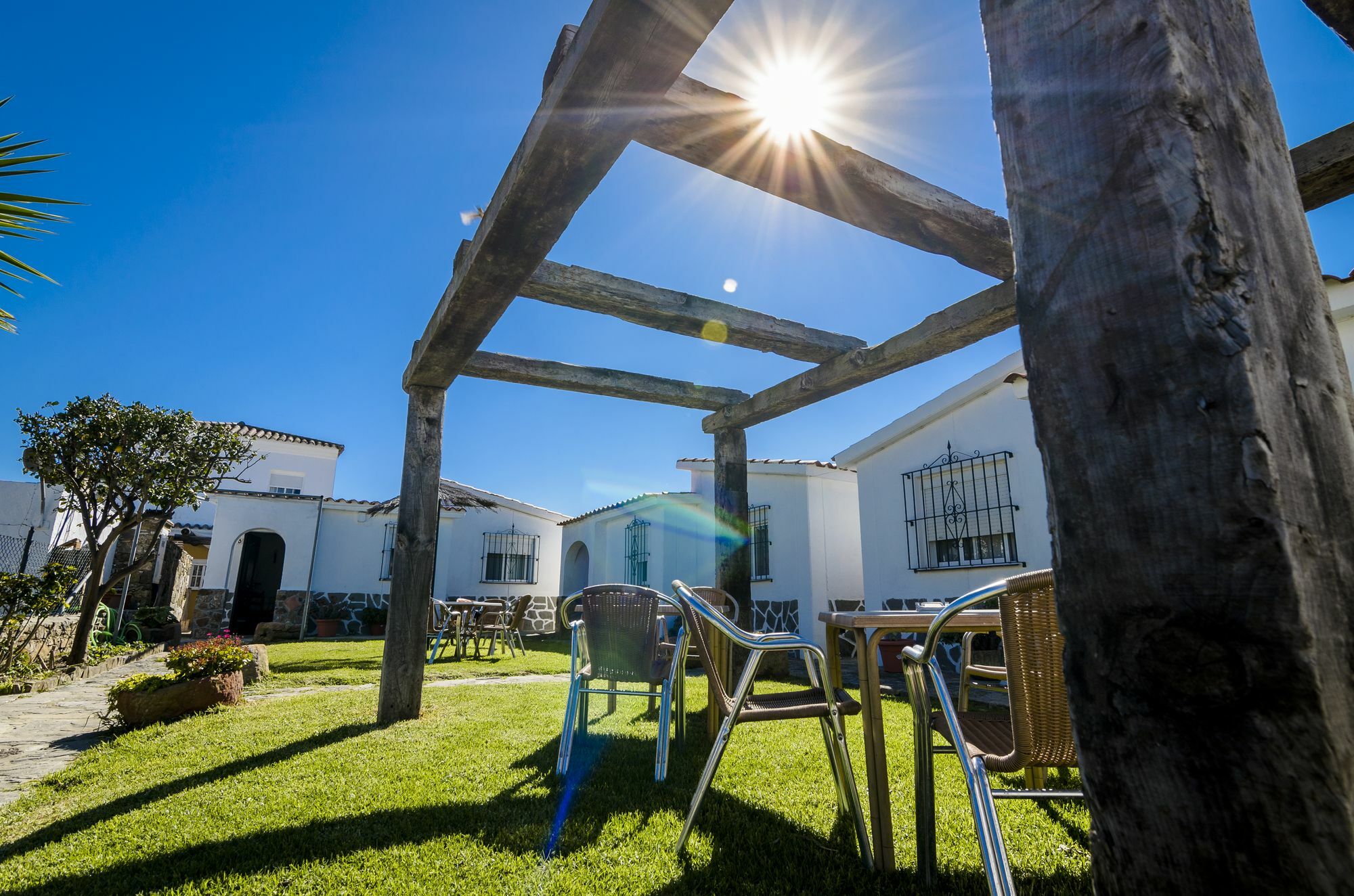 El Rancho Aparthotel Tarifa Bagian luar foto