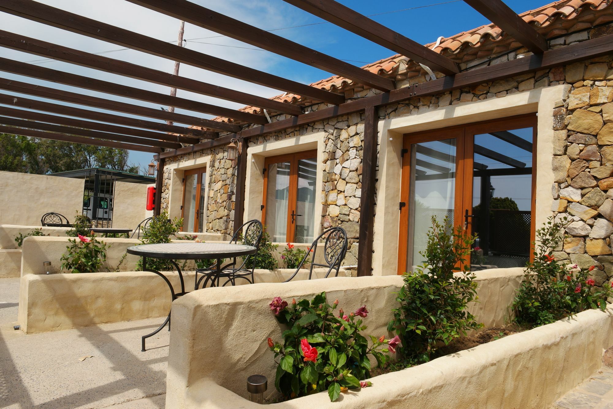El Rancho Aparthotel Tarifa Bagian luar foto